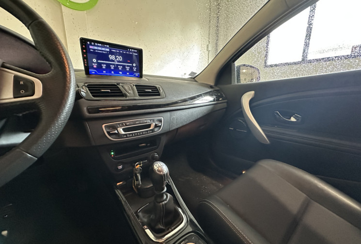 Renault Megane 1.5 dCi 110ch energy FAP Bose eco² // CarPlay