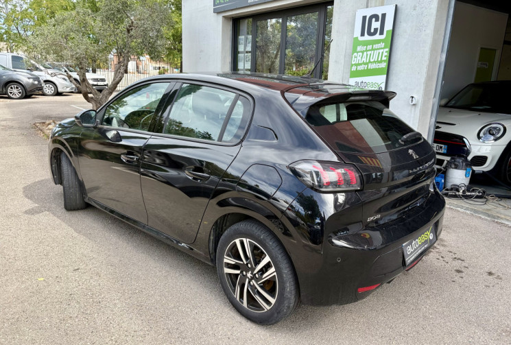 Peugeot 208 Allure EAT8 / Toit pano / 1.2 puretech 100cv / 1ere main / 
