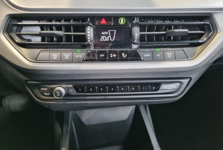 BMW Série 1 118iA 140ch Business Design DKG7
