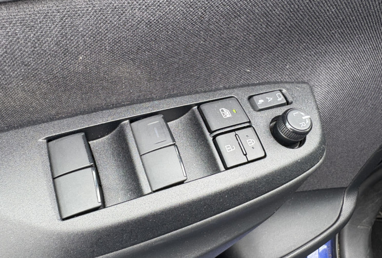 Toyota Yaris 116 cv Dynamic 1.5 VVTI Hybrid E-CVT * Carplay * Caméra * Led * Capteurs Angles Morts