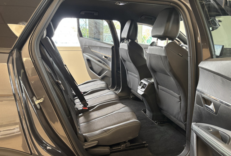 Peugeot 5008  PHASE 2 1.5 BLUEHDI EAT8 130 ALLURE PACK / 7 PLACES