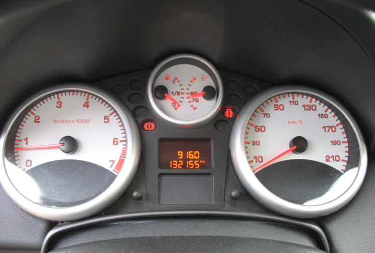 Peugeot 207 1.4 VTI 95 MOTEUR A CHAINE   5 PORTES