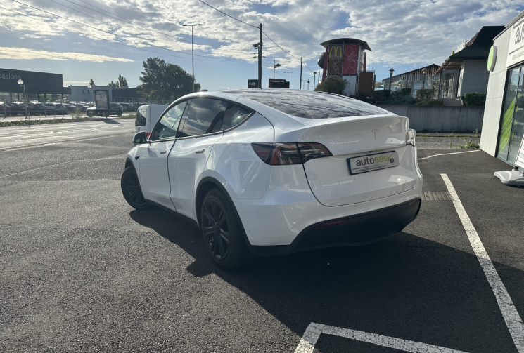 Tesla Model Y 347 STANDARD RWD