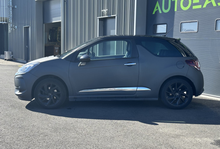DS DS 3 1.2 110 cv Série limitée Darkside - CARPLAY - CUIR - CAMERA
