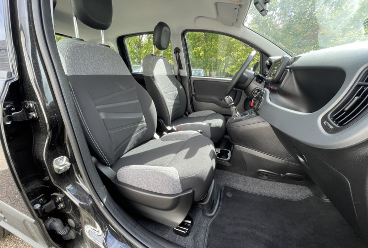 FIAT Panda TwinAir 85 ch 4x4 * Etat Neuf * 11500 km * Apple Carplay  