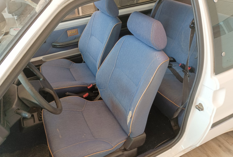 Peugeot 106 KID 1.0 i 50cv POUR PRO DE L'AUTOMOBILE 