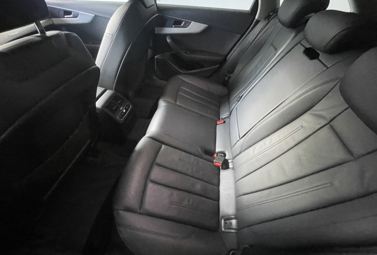 Audi A4  avant 2.0 tfsi 252 ch design luxe quattro S tronic 7 (Première main)