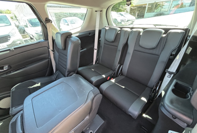 Renault GRAND SCENIC III / 1.6 dCi 130 ch / Energy Bose