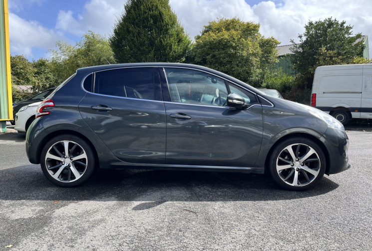 Peugeot 208 1.6 VTI 120 Féline Moteur à chaine