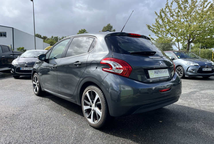 Peugeot 208 1.6 VTI 120 Féline Moteur à chaine