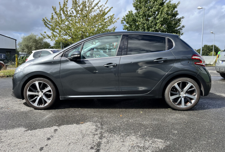 Peugeot 208 1.6 VTI 120 Féline Moteur à chaine