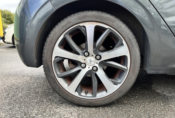 Peugeot 208 1.6 VTI 120 Féline Moteur à chaine