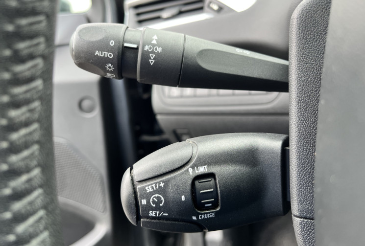 Peugeot 208 1.6 VTI 120 Féline Moteur à chaine