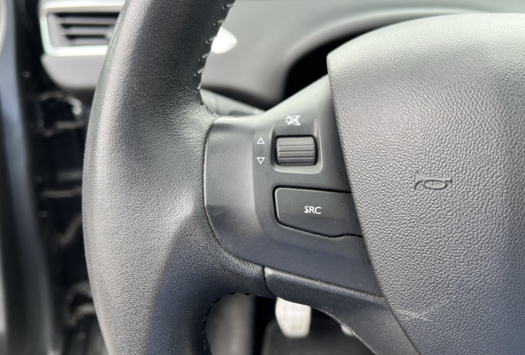 Peugeot 208 1.6 VTI 120 Féline Moteur à chaine