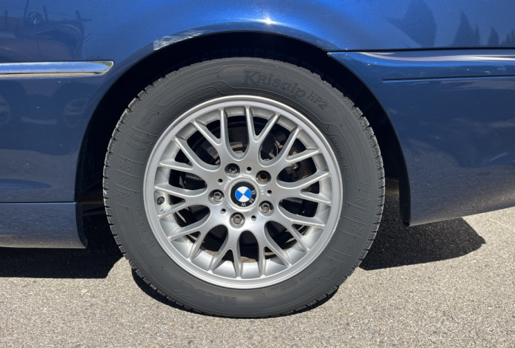 BMW Série 3 320 CI E46 2.2 170CH CABRIOLET / SIEGES CUIR SPORT CHAUFFANTS ELECTRIQUES / PHARES AUTO