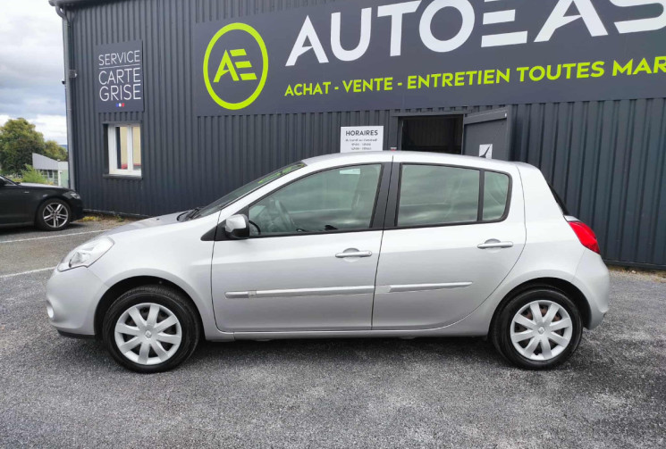 Renault Clio 1.2 16V 75 CH COLLECTION CLIM TBE RÉVISÉ ET GARANTIE