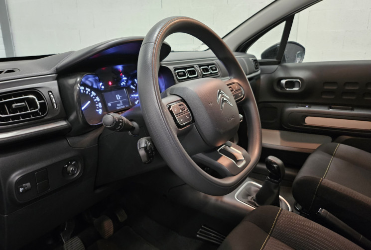 Citroën C3 1.2 83 cv fintion C-serie / carplay / 1° main