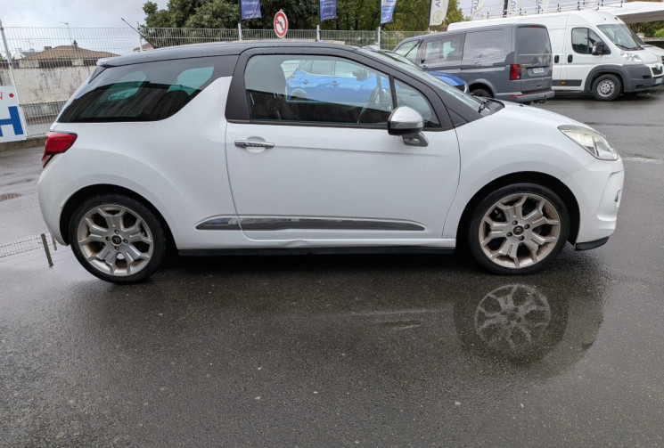 DS DS 3 1.6 VTi  AIRDREAM 120 GRAPHIC ART