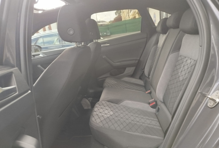 Volkswagen Taigo 1.0 TSI 110CH R-LINE APPLE CARPLAY / GARANTIE VW 2028
