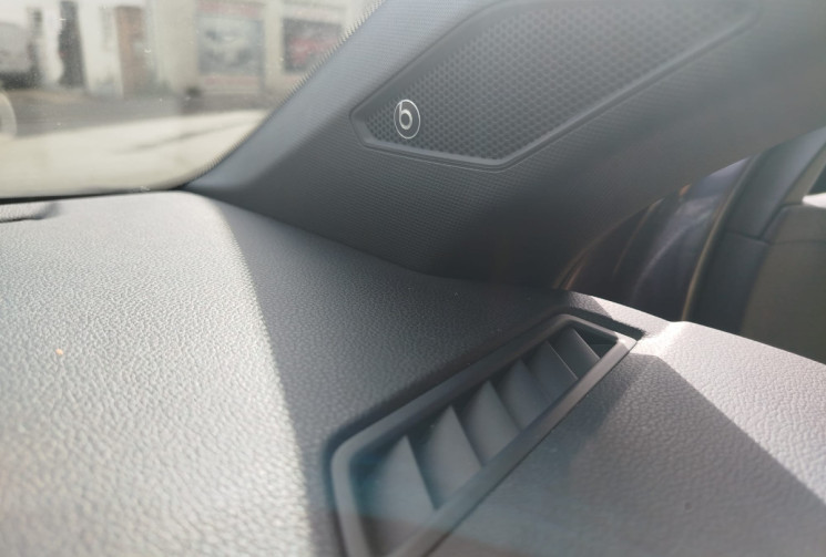 Volkswagen Taigo 1.0 TSI 110CH R-LINE APPLE CARPLAY / GARANTIE VW 2028