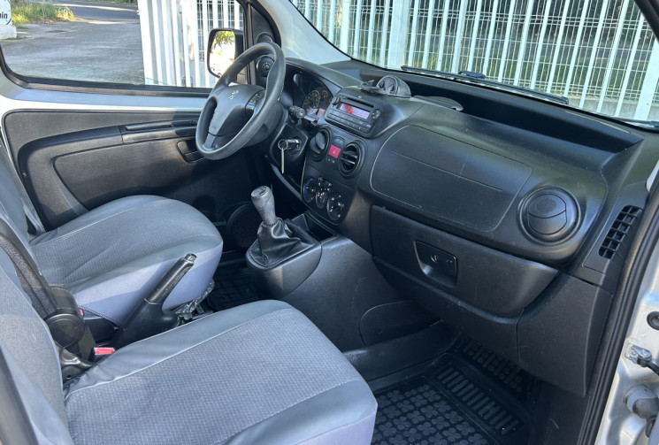 Peugeot BIPPER 1.3 HDi FAP Blue Lion 75 Clim pack Embrayage neuf / Moteur à chaîne