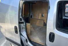 Peugeot BIPPER 1.3 HDi FAP Blue Lion 75 Clim pack Embrayage neuf / Moteur à chaîne