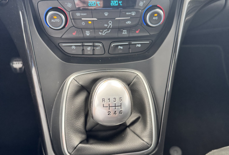 Ford Kuga  2.0 TDCi 180ch Stop&Start ST-Line 4x4