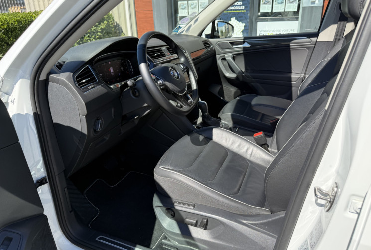 Volkswagen TIGUAN ALLSPACE 1.5 TFSI 150 CARAT EXCLUSIVE/ 7 PLACES/ ATTELAGE/PARK ASSIST