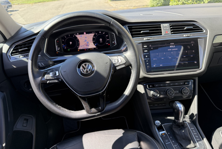 Volkswagen TIGUAN ALLSPACE 1.5 TFSI 150 CARAT EXCLUSIVE/ 7 PLACES/ ATTELAGE/PARK ASSIST
