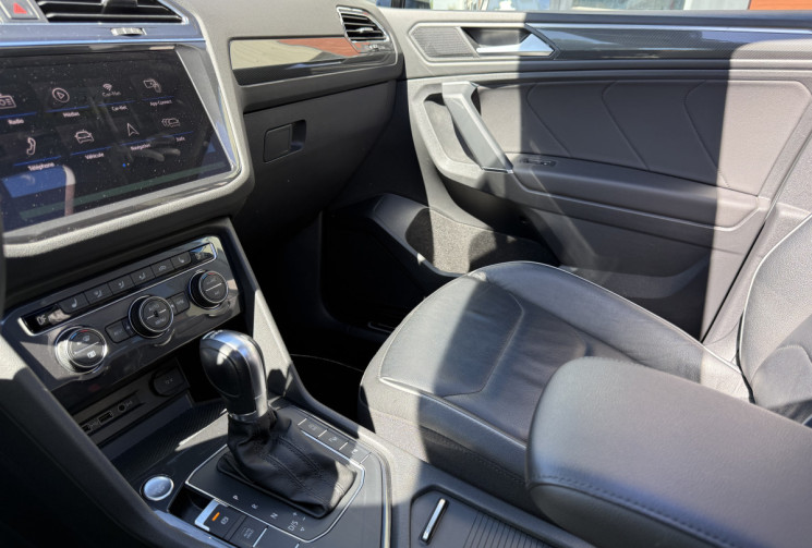 Volkswagen TIGUAN ALLSPACE 1.5 TFSI 150 CARAT EXCLUSIVE/ 7 PLACES/ ATTELAGE/PARK ASSIST