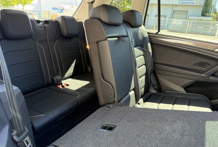 Volkswagen TIGUAN ALLSPACE 1.5 TFSI 150 CARAT EXCLUSIVE/ 7 PLACES/ ATTELAGE/PARK ASSIST
