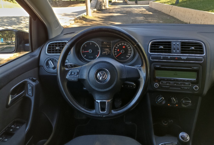 Volkswagen Polo 1.6 TDI 90 CH - Ed. IKKS - Clim - Régulateur - Entretien suivi