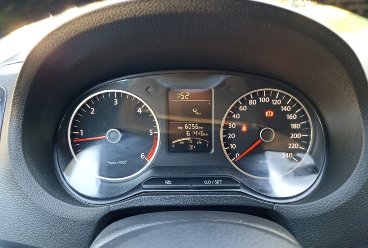 Volkswagen Polo 1.6 TDI 90 CH - Ed. IKKS - Clim - Régulateur - Entretien suivi
