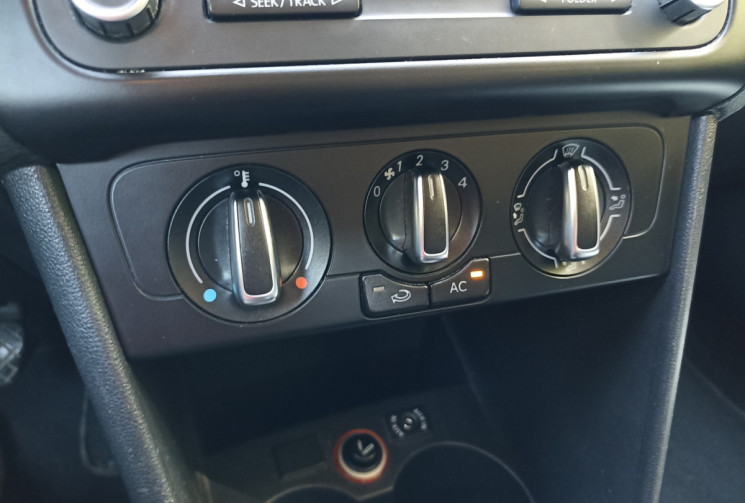 Volkswagen Polo 1.6 TDI 90 CH - Ed. IKKS - Clim - Régulateur - Entretien suivi