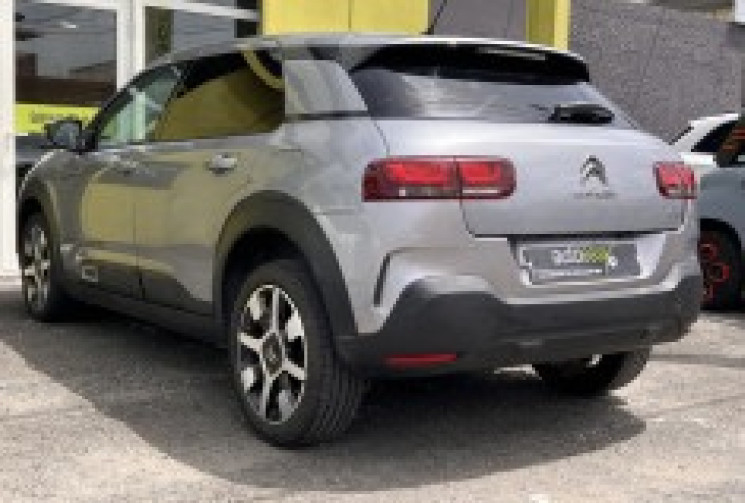 Citroën C4 CACTUS Phase 2 1.2 THP PureTech 12V FAP EAT6 S&S 110 cv Shine Boîte auto // distri neuve