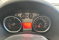 Ford C-MAX 1.6 TDCI 90ch / Kit distribution neuf