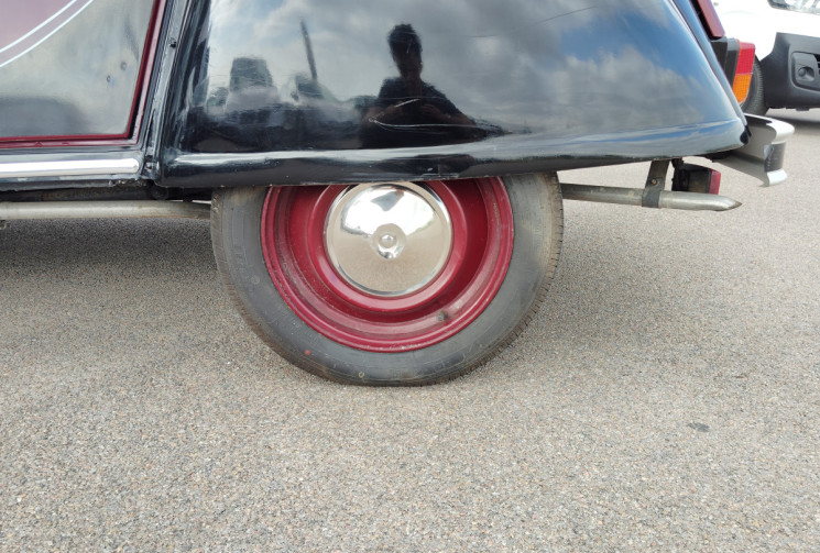 Citroën 2CV CHARLESTON HISTORIQUE COMPLET