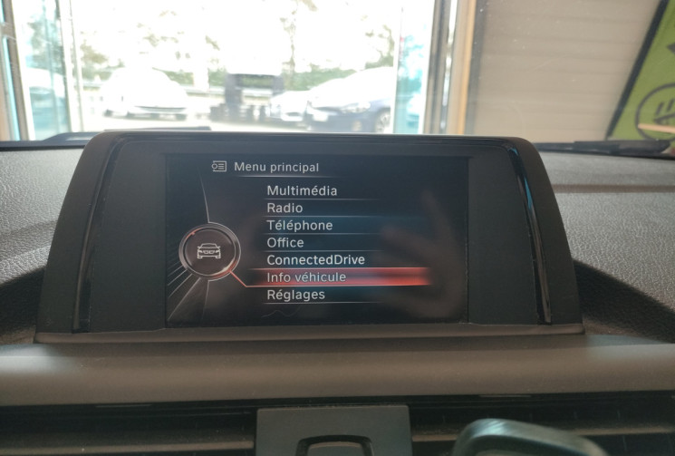 BMW Série 1 116iA 136ch UrbanLife 5p CT OK