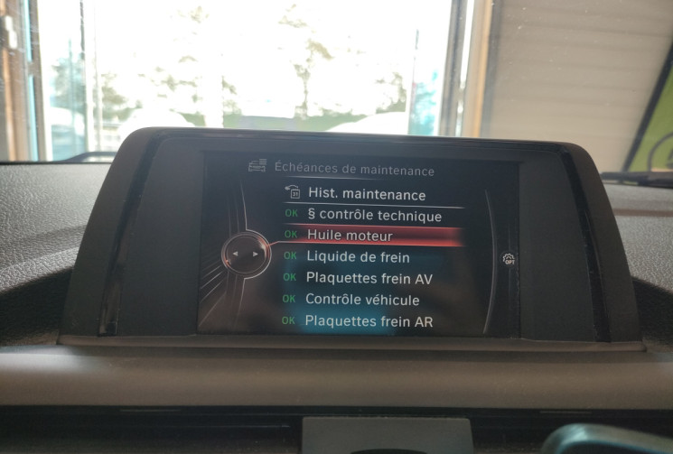 BMW Série 1 116iA 136ch UrbanLife 5p CT OK