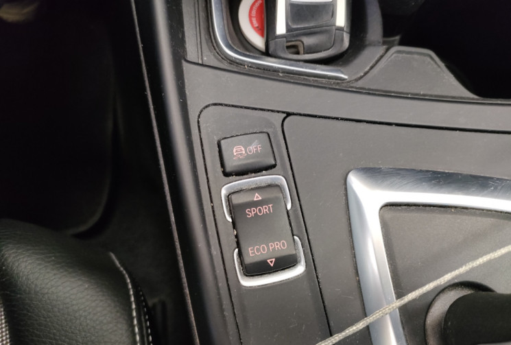 BMW Série 1 116iA 136ch UrbanLife 5p CT OK