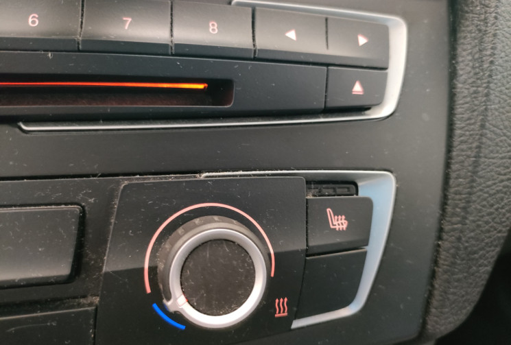 BMW Série 1 116iA 136ch UrbanLife 5p CT OK