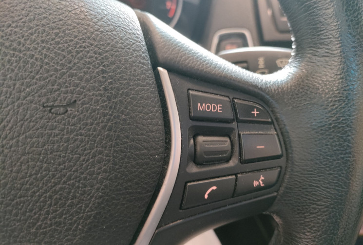 BMW Série 1 116iA 136ch UrbanLife 5p CT OK