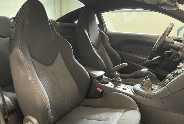 Peugeot RCZ 2.0 HDi FAP 163ch