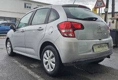 Citroën C3 1.4 i confort 75 cv Distribution ok  Dossier d'entretien