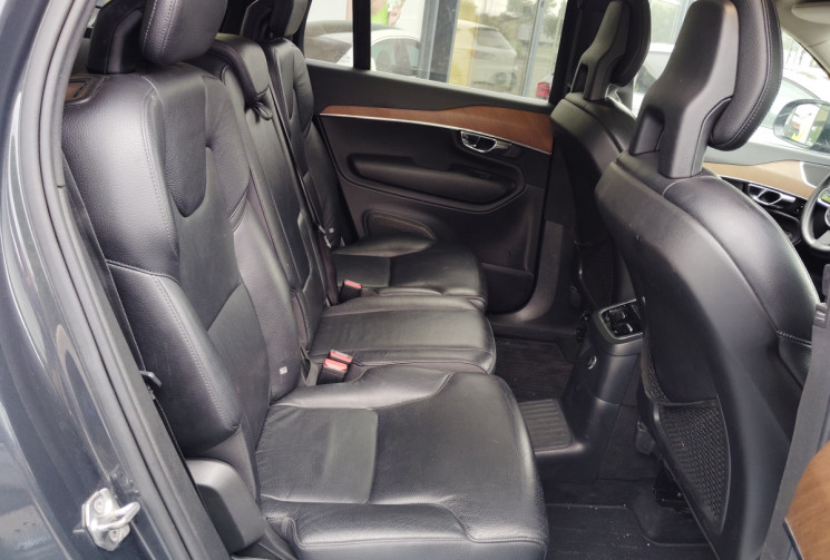 Volvo XC90 T8 Twin Engine 320 + 87ch Momentum Geartronic 7