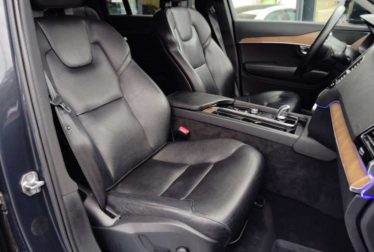 Volvo XC90 T8 Twin Engine 320 + 87ch Momentum Geartronic 7