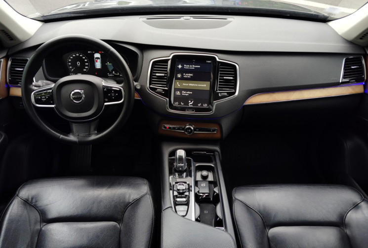 Volvo XC90 T8 Twin Engine 320 + 87ch Momentum Geartronic 7