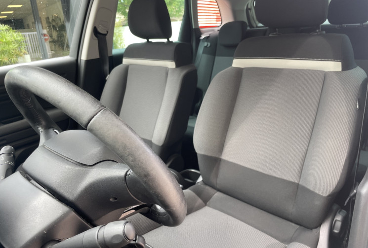 Citroën C3 Aircross 1.2 110 Shine * 1ère main / Caméra / CarPlay / Clim / Seulement 21500 km 