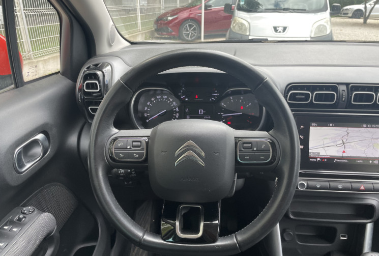 Citroën C3 Aircross 1.2 110 Shine * 1ère main / Caméra / CarPlay / Clim / Seulement 21500 km 
