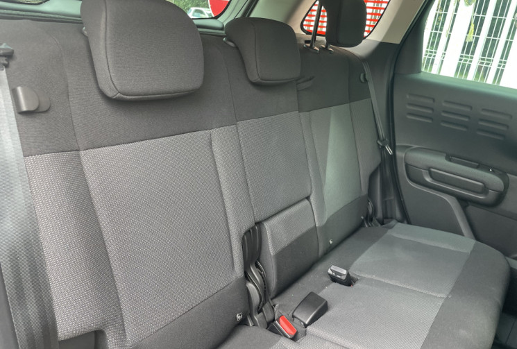 Citroën C3 Aircross 1.2 110 Shine * 1ère main / Caméra / CarPlay / Clim / Seulement 21500 km 